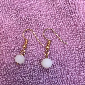 White bead dangle earrings